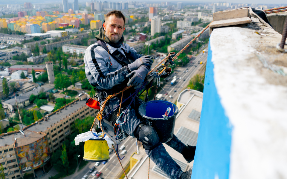 Professional window cleaner